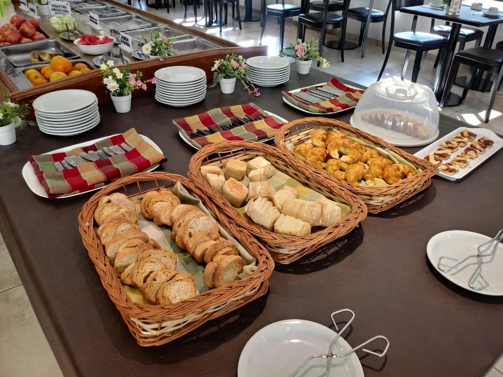 Hotel Hurlingham Villa Carlos Paz Zewnętrze zdjęcie